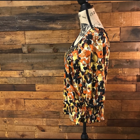 New Directions Top - Picture 2 of 7